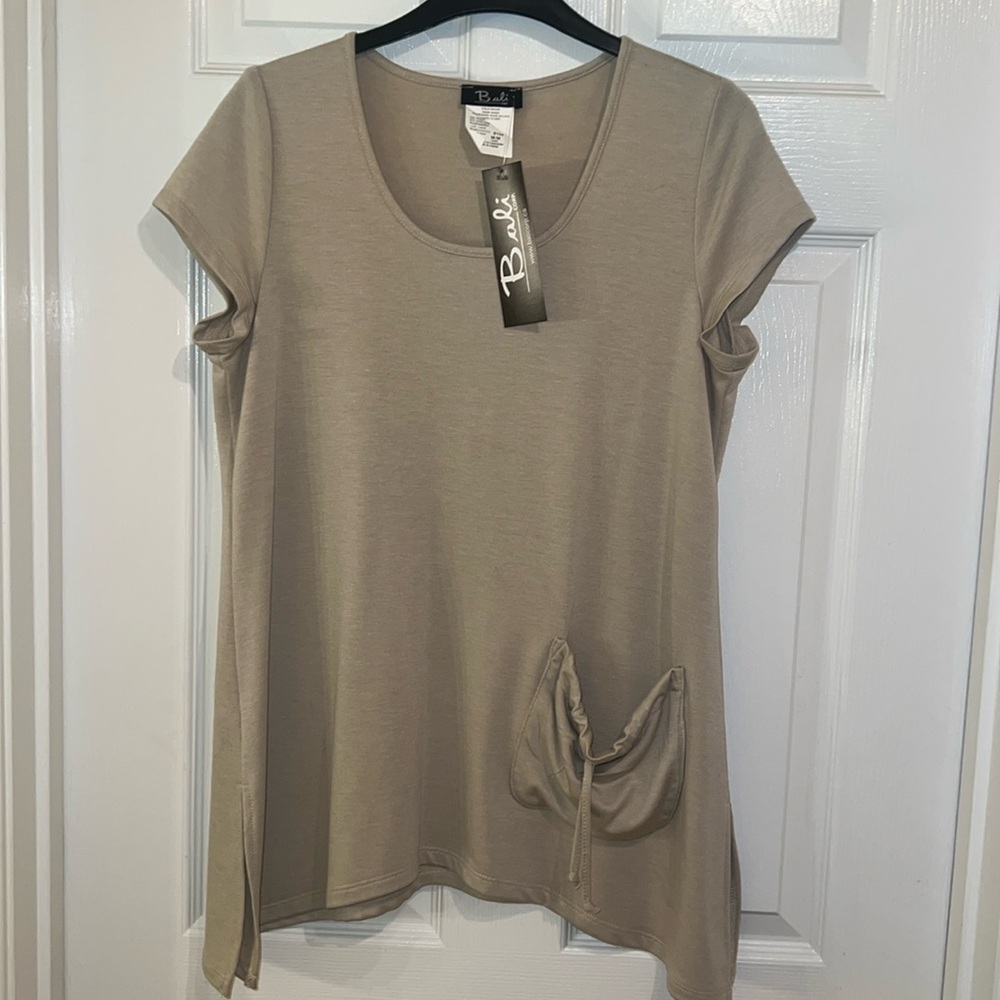 Bali corp Top 
Size Med